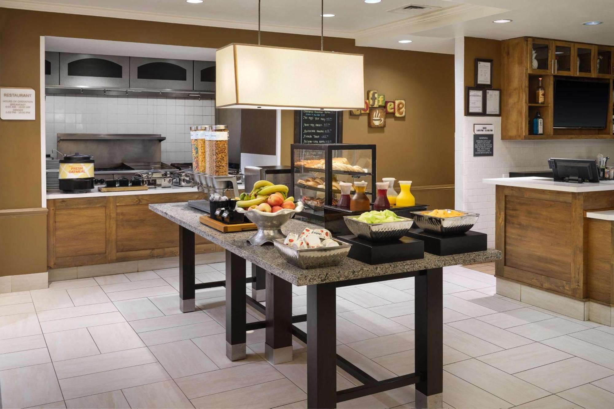 Hilton Garden Inn Houston/Bush Intercontinental Airport Exteriör bild